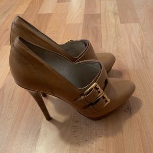 Michael Kors Becca Pumps